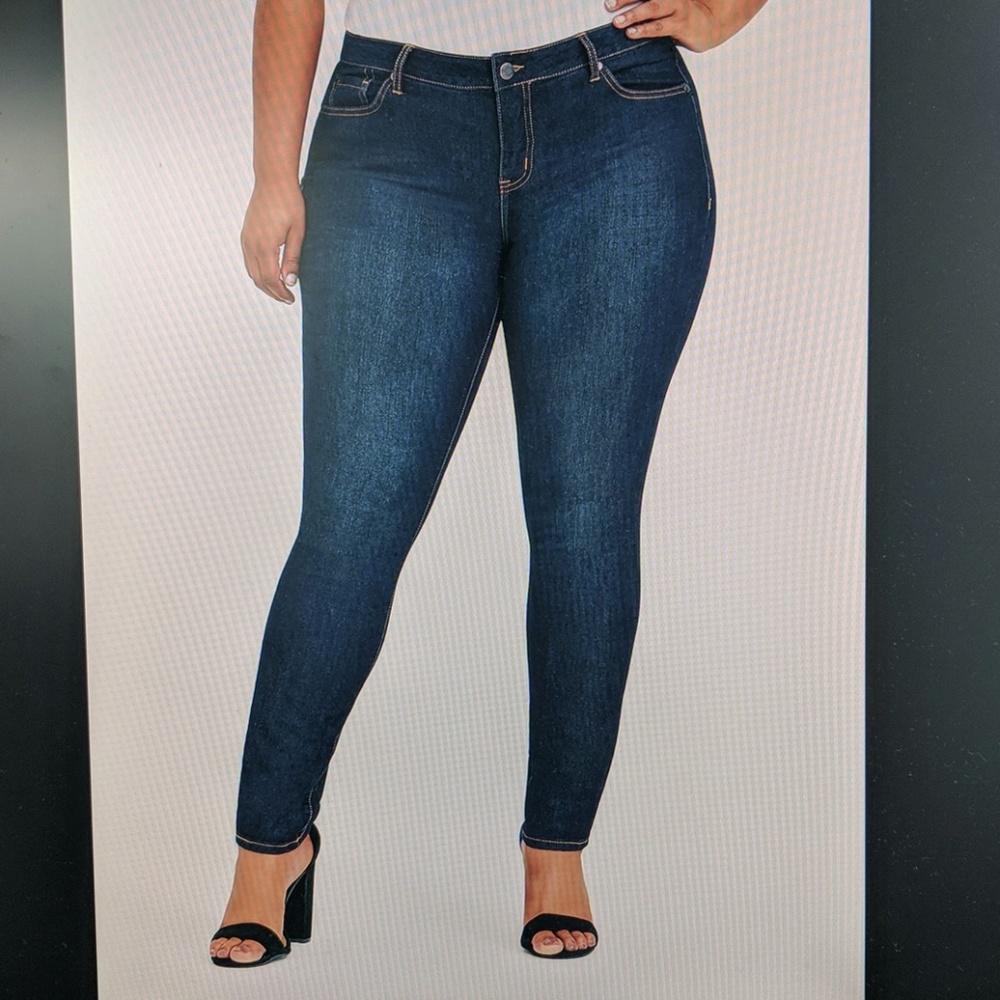 Torrid Curvy Skinny Jeans Denim 16R